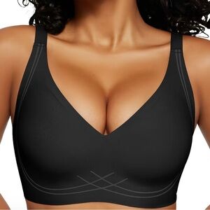 NWOT OEAK Women's Jelly Seamless Deep V Wireless No Underwire Bralette - Large